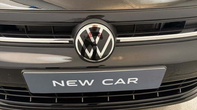 Volkswagen Polo 1.0 TSI 115 Black Edition 5dr DSG Petrol Hatchback - Image 26